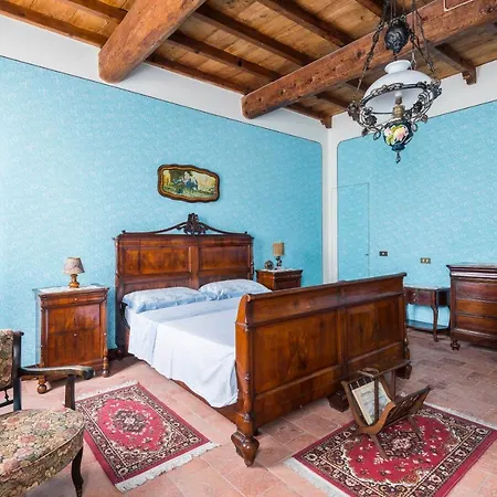 Corte Margherita Bed & Breakfast *